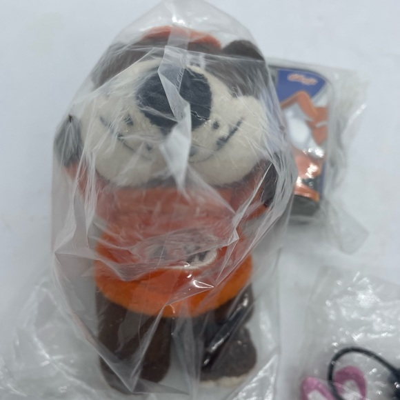 Lot of mail in advertising items. 4 total, Kellogg’s, A&W and Energizer Bunny - Picture 7 of 7